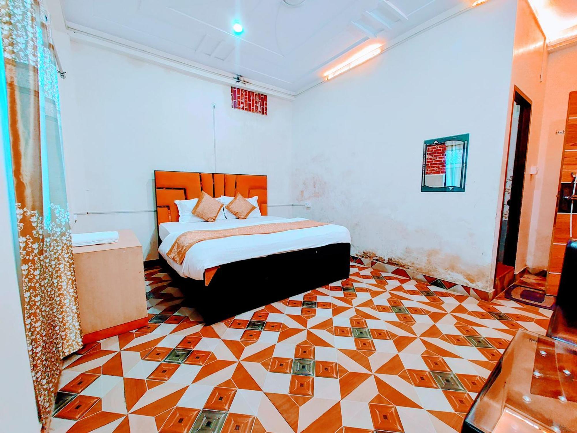 De Costa Palace - Pick And Drop Available Varanasi Exterior foto